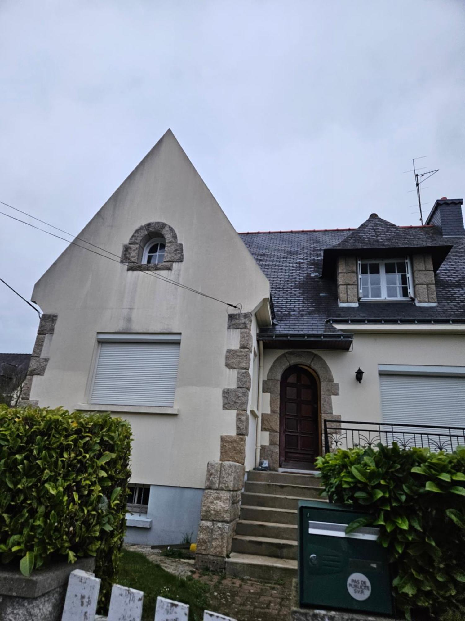 Elsa Pontivy Exterior foto